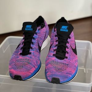 Nike Flyknit Racer Size 11